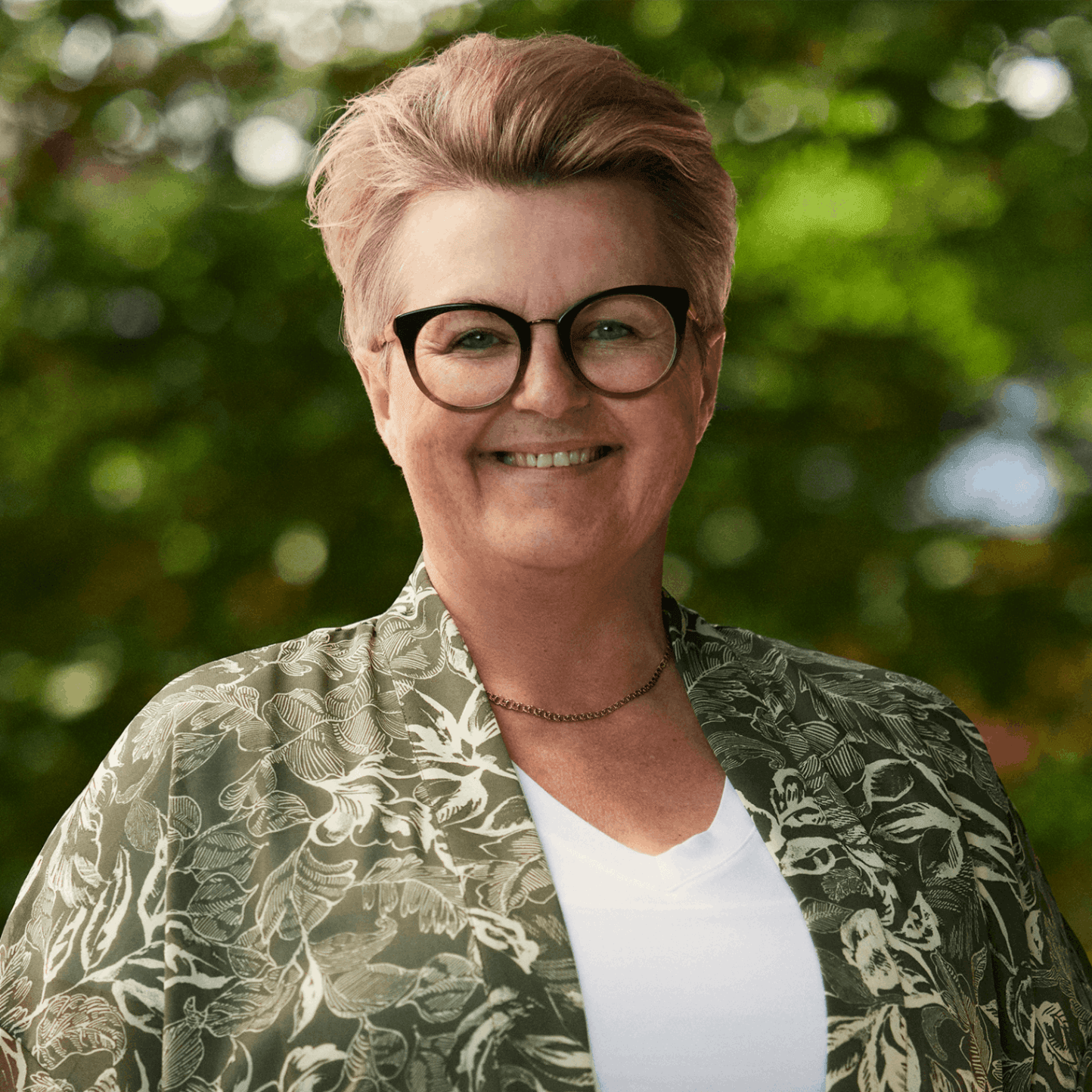 Åza J